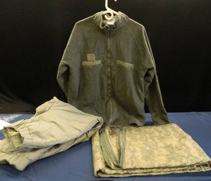 MILITARY WOOBIE WET WEATHER PONCHO LINER AND OTHER ITEMS