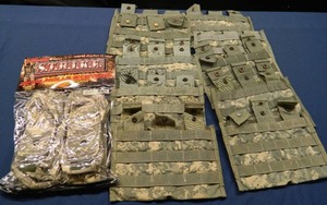 10 MOLLE II TRIPLE MAG POUCHES