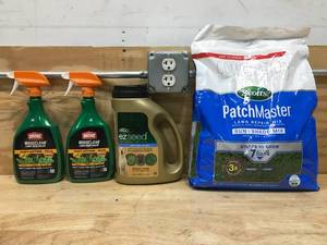 lot 67 image: Lot of Assorted Lawn Care Items