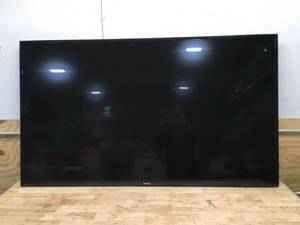 lot 14 image: SAMSUNG 65 Commercial Monitor Model LH65DMEPLGAGO