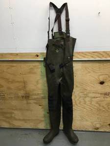 lot 79 image: White River Rubber Chest Wader Mens Size 11
