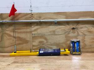 lot 88 image: Cabelas Pocket ToolLight Combo and Bass Pro Shops Arctic Angler Tip-Up