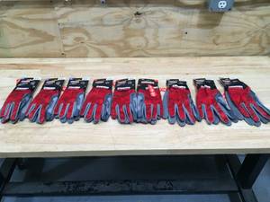 lot 134 image: Lot of 9 - Pairs of Grease Monkey Work Gloves