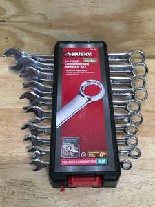 lot 146 image: Husky 10-Piece Combination Metric Wrench Set