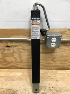 lot 153 image: Ultra-Tow Weld-On Top Wing Trailer Jack Model # 113366