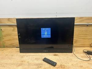lot 154 image: INSIGNIA NS-32E440A13 32 LCD TV with Remote