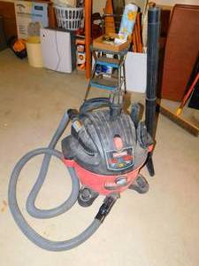Electric Craftsman 12 Gallon 5.0 Peak H.P.  160 Blowing MPH Vacuum