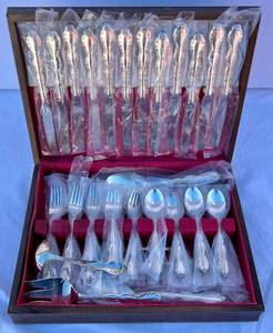 Wm Rogers Manufacturing Co. Extra Plate Original Rogers Silverplate Set