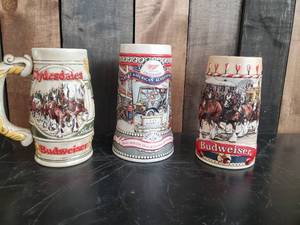 lot 42 image: Sweet Lot of Vintage Collectable Beer Steins