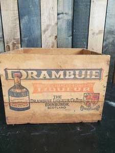 lot 70 image: Super RARE Drambuie Wood Crate