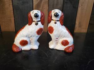 lot 100 image: 20th Century Staffordshire Style Hand Painted Red Spanials