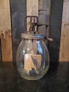 lot 106 image: Vintage Dazey No 4 Butter Churn