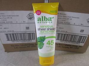 lot 230 image: (EC1) 12 Tubes of Alba Botanica Sen...