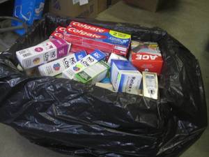lot 315 image: (BR2) Box Full of Assorted Drug Sto...
