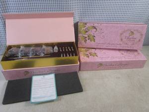 lot 350 image: (CSB) 3 New 19pc Davelion Calligrap...