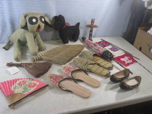 lot 10 image: (EW4) Assorted Vintage - See Photos...