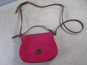 lot 59 image: (CSB) Dooney & Bourke Hand Bag...