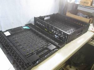 lot 389 image: (EW5) 2 Collapsible Plastic Crates...