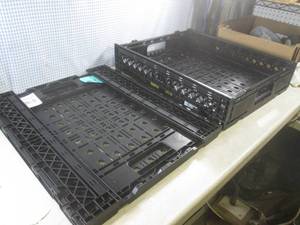 lot 390 image: (EW5) 2 Collapsible Plastic Crates...