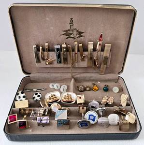 lot 31 image: Lot of Vintage Mens Cuff Links & Tie Clips in HICKOK Case