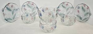 lot 11 image: 3D Tulips Glass Dishes Raised Design w Hints Of Color