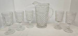 lot 63 image: Vintage Wexford Pitcher and Glasses by Anchor Hocking