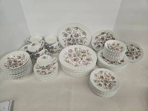 lot 20 image: Vintage Johnson Bros Ironstone Staffordshire Bouquet Fine China