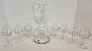 lot 87 image: Vintage KROSNO Poland Crystal Etched Glass Decanter & 7 Glasses