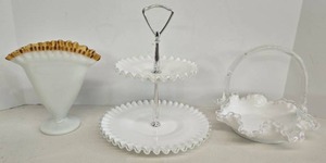 lot 82 image: Vintage FENTON Glass - Gold Crest Fan Vase, Silver Crest 2-Tier Serving Tray and Silver Crest Bridal Basket