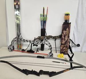 lot 39 image: TargetHunting Bows BEAR, LITL BRAVE, TITAN, ACCUBOW & Arrows wQuivers