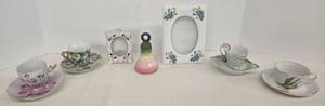 lot 126 image: Vintage Floral Frames, Flower Bell  Collectible Cups and Saucers