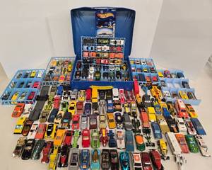 lot 140 image: Vintage Toy and Race Cars wStorage Case - Qty 100