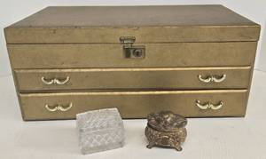 lot 149 image: Vintage Lady Buxton Gold Jewelry Box & 2 Trinket Boxes