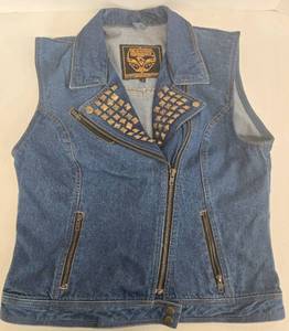 lot 154 image: MILWAUKEE Womens Studded Denim Vest 