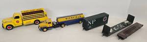 lot 152 image: Vintage Richfield Gasoline, Coca Cola Bottler, & 3 Northern Pacific Train Models