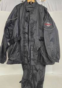 lot 178 image: Vintage Mens MILWAUKEE Motorcycle Rain Gear