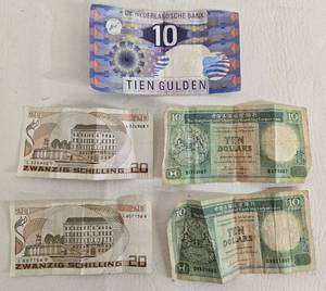 lot 183 image: Vintage Foreign Paper Currency 