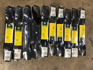 lot 27 image: Lot of Assorted Mower Blades  Various Models and Conditions Customer Returns See Pictures