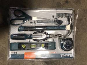 lot 36 image: Anvil 18-Pieces Homeowners Tool Set Includes Tool Bag  Customer Returns See Pictures