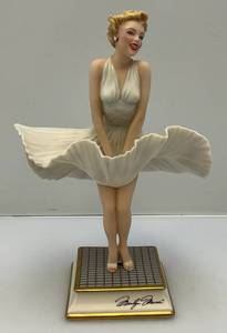 lot 41 image: Marilyn Monroe Limited Edition Sculpture The Seven Year Itch