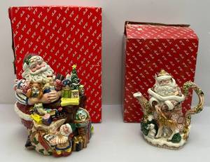 lot 57 image: Fritz & Floyd Snowy Woods Santa Teapot & Santas Magic Workshop Cookie Jar (Both New Open Box)