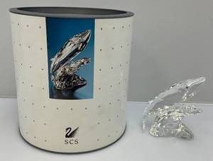 lot 78 image: 1992 Swarovski Collectors Society CARE FOR ME The Whales 4  In Original Box (NIB)
