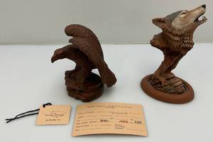 lot 100 image: Rick Cain Wood Song Limited Edition Wolf Head Sculpture 1262000 8 & Red Hills MFG. Limited Edition Eagle 14925000 6