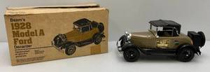 lot 230 image: Jim Beam 1928 Coupe Ford Car Decanter (EMPTY)