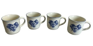 Vintage Pfaltzgraff Yorktowne 10oz Stoneware Coffee Mugs in Good Condition - NO Shipping