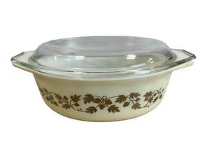 Vintage Pyrex Golden Acorn Casserole Dish (1 12 QT) with Lid - NO Shipping
