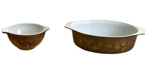 Vintage Pyrex (2 12 QT) Early American Oval Casserole Dish & Pyrex (1.5 Pint) Old Orchard Brown Mixing Bowl - NO Shipping