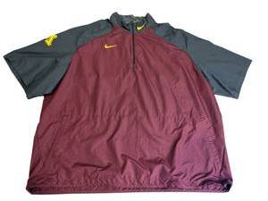 Nike Storm-Fit Minnesota Gophers 14 Zip (Mens 4 XL) in Gently Used Condition - Shipping Available
