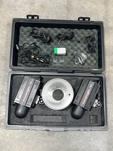 Pair of PHOTOGENIC Power Light 750 Photography Lights with Hard Case in Excellent Condition - NO Shipping