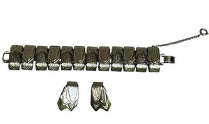 Vintage 1950s -1960s 7 Chunky Silver Tone Metal Bracelet and Earrings - Shipping Available
